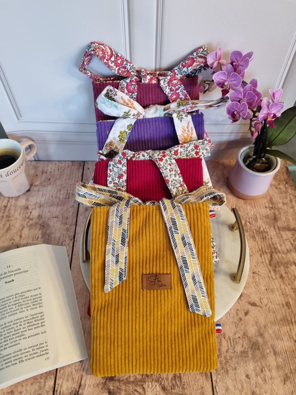 Housse de livre de poche velours côtelé  - Sélection boutique