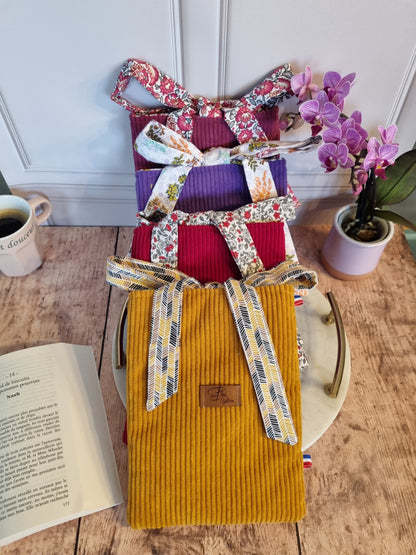 Housse de livre de poche velours côtelé  - Sélection boutique